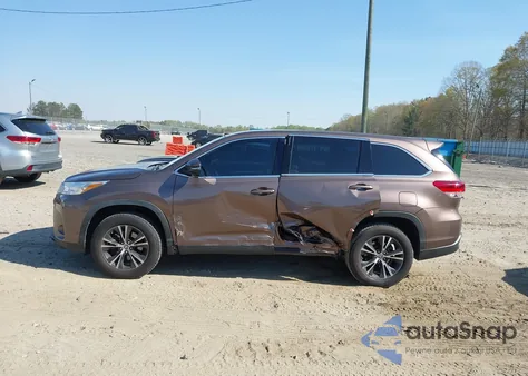 2019 Toyota Highlander Le из США, поврежденный, VIN 5TDZARFH7KS060251